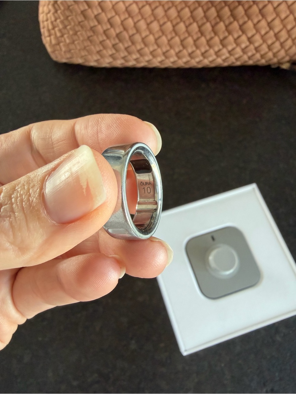 Silver Oura 4 - size 10 - Picture 6 of 6